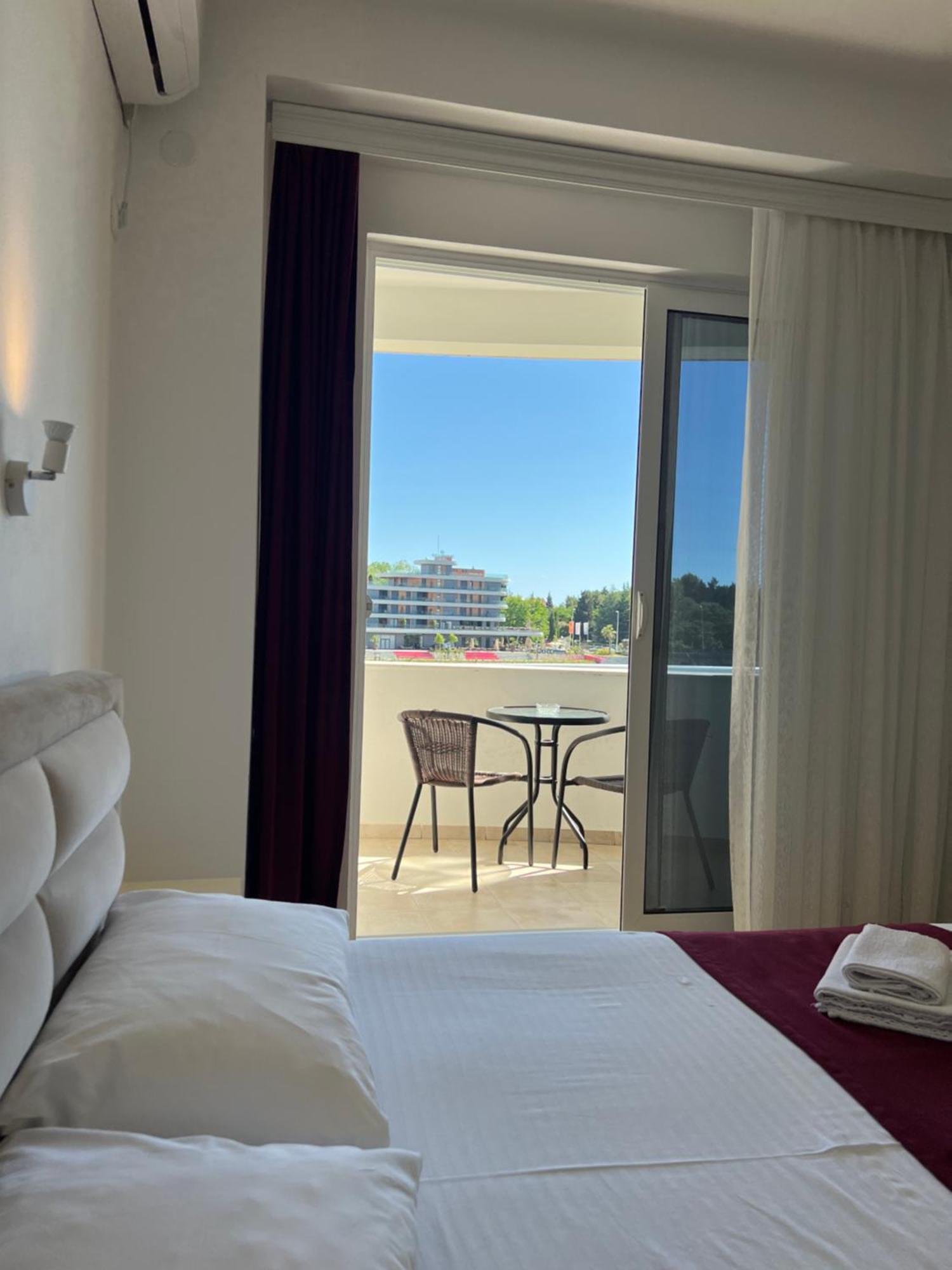 Apartments Fati & Flori Ulcinj Zewnętrze zdjęcie
