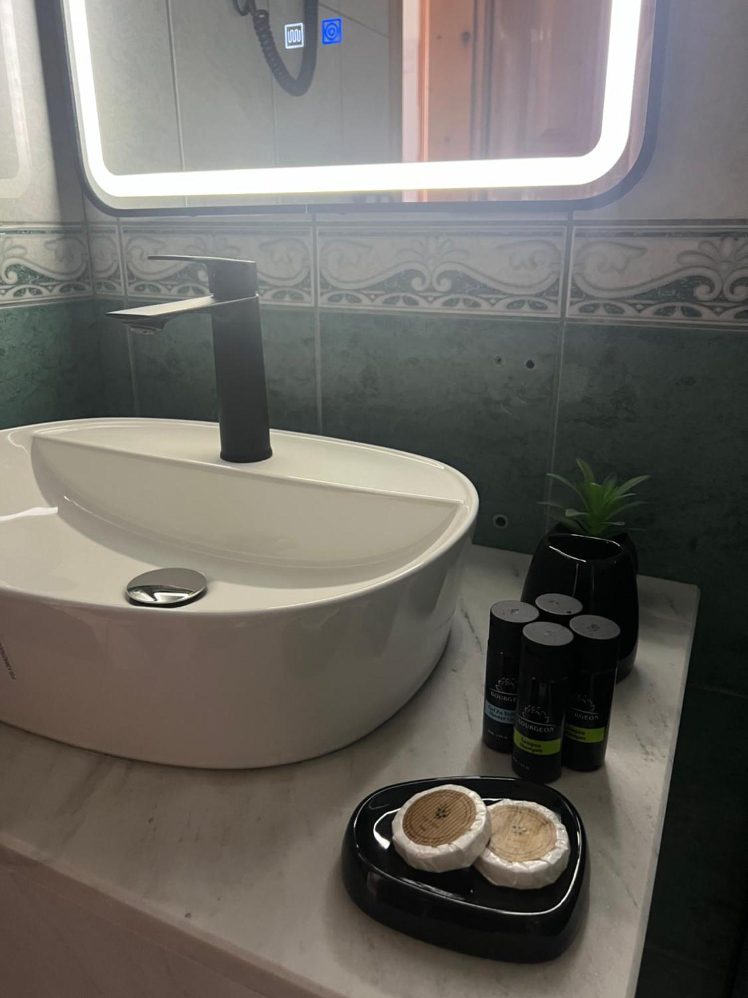 Apartments Fati & Flori Ulcinj Zewnętrze zdjęcie