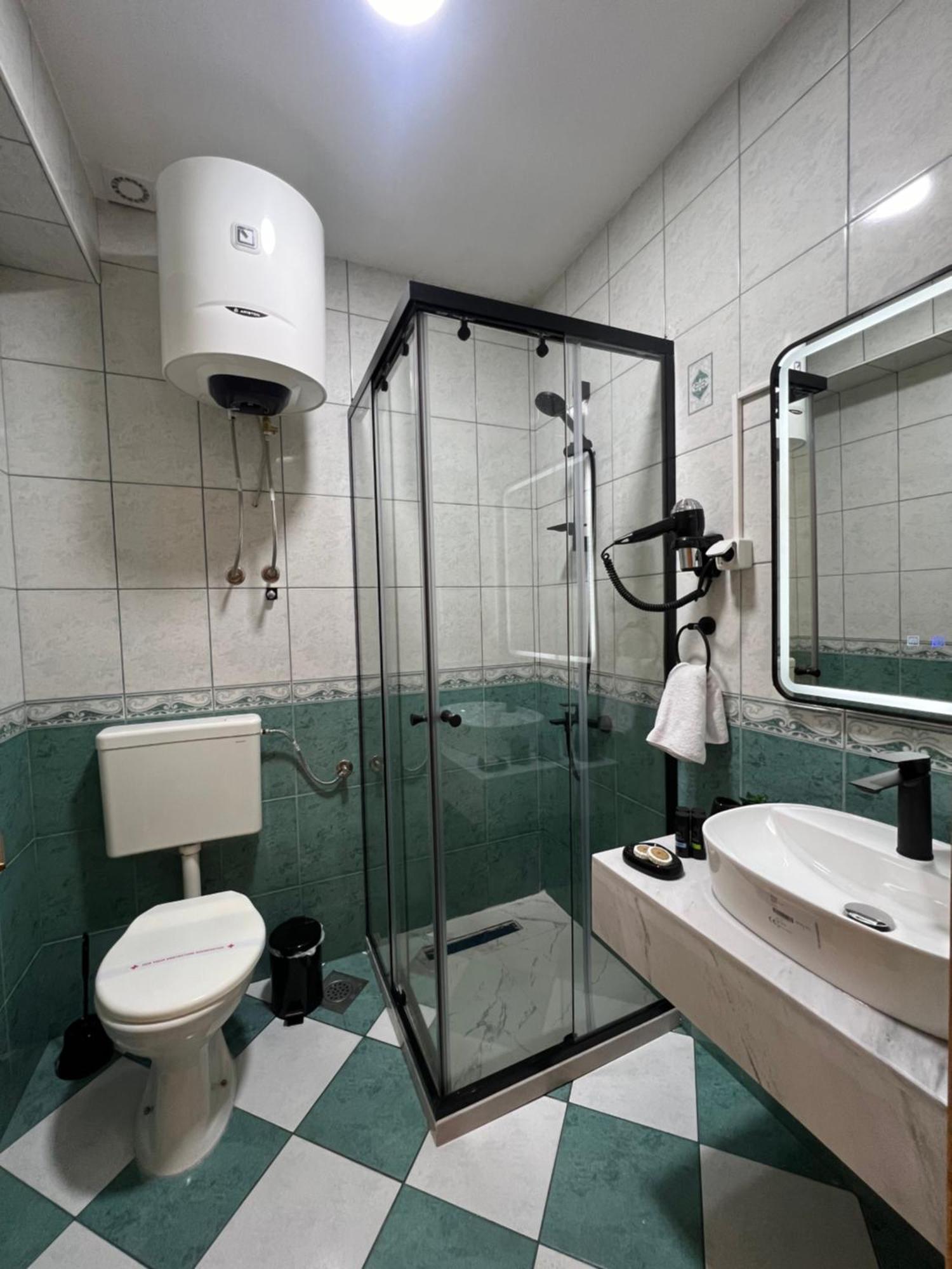 Apartments Fati & Flori Ulcinj Zewnętrze zdjęcie